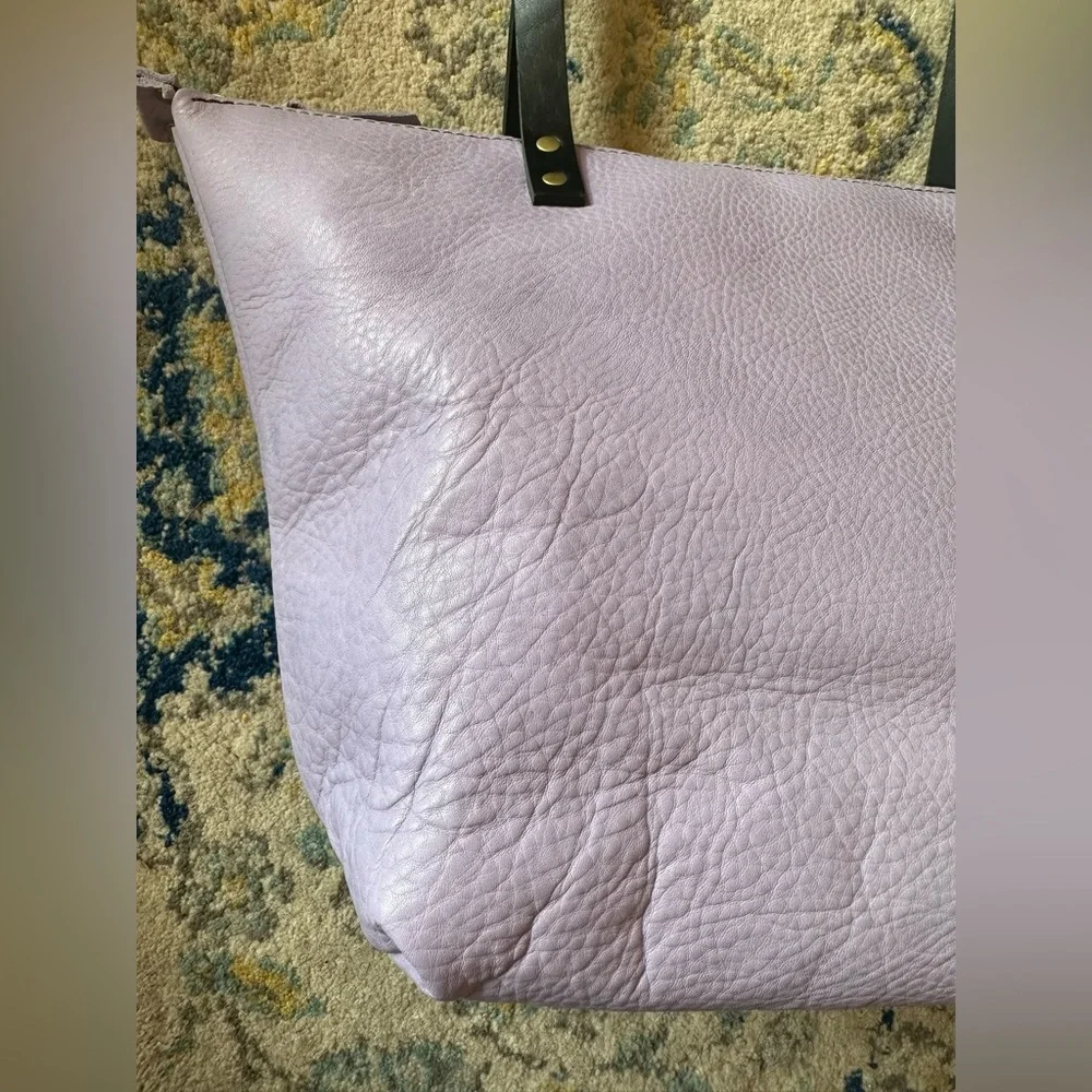 NEW ๐ฆ Portland Leather Large Wisteria Zip Tote - Picture 9 of 16